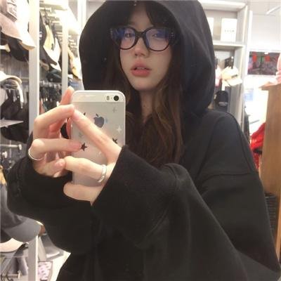 前程似锦的女孩